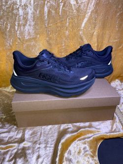 Hoka Bondi 9 Men’s size 9.5 D Running Sneakers All Black