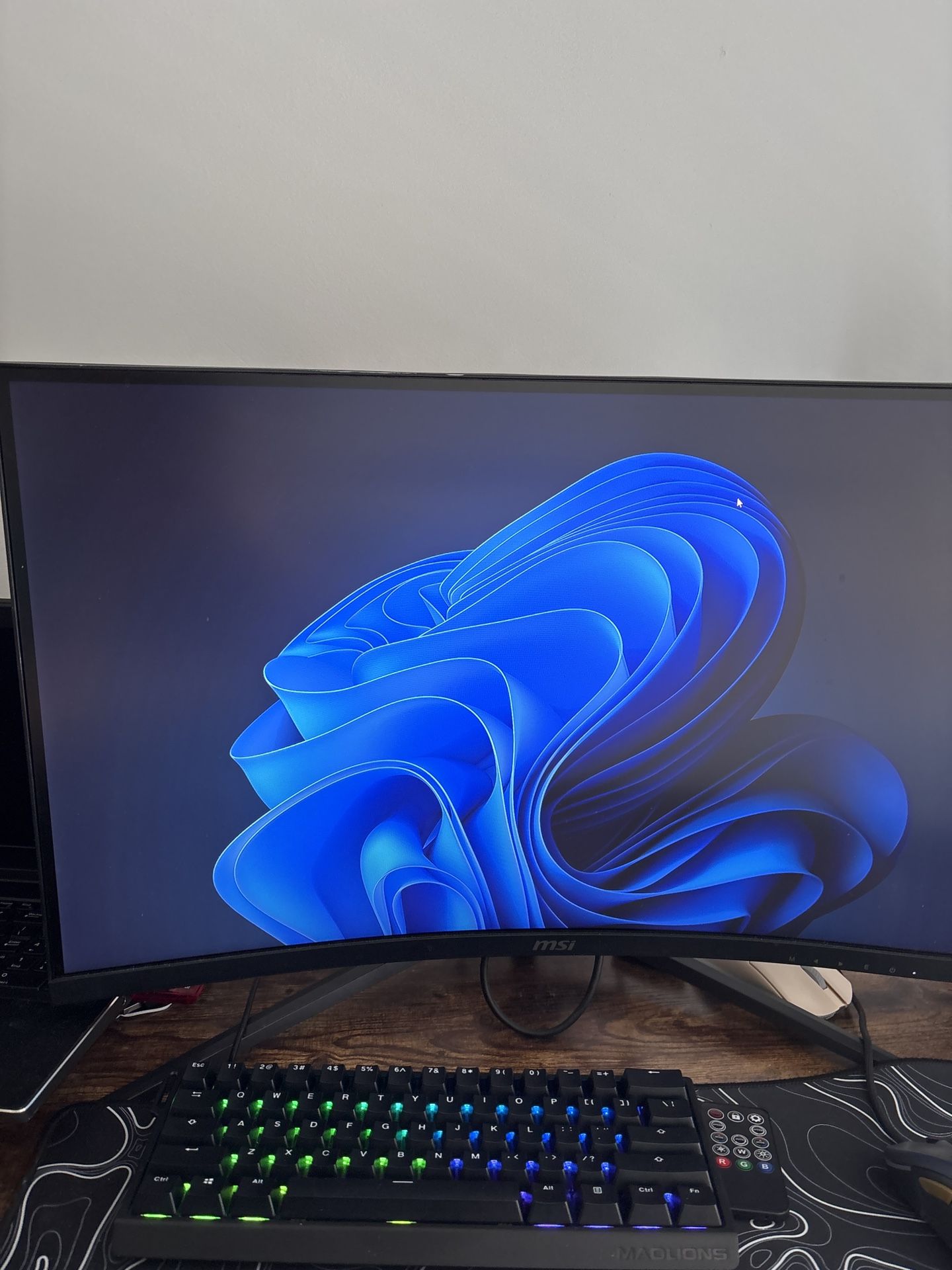 165 Hz 1440p 27’ Msi Monitor