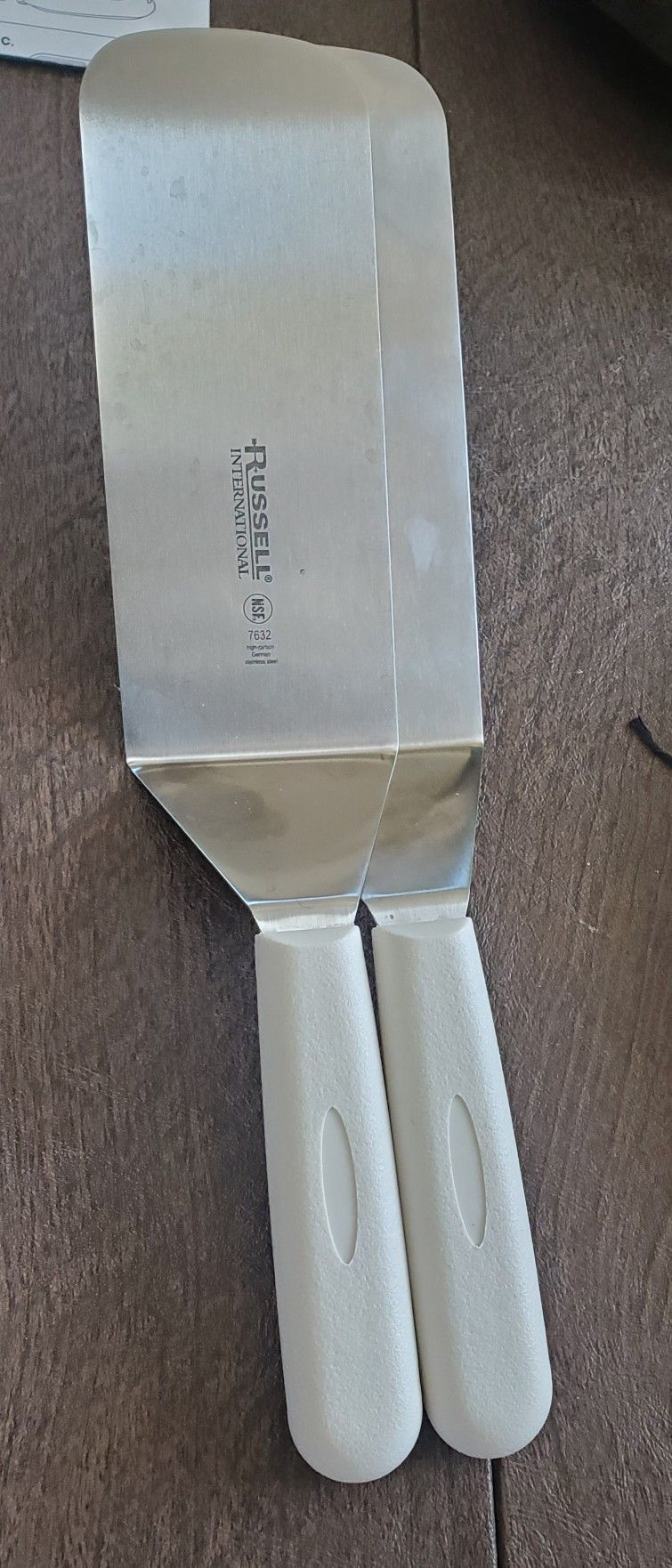 Russell Intel Spatula