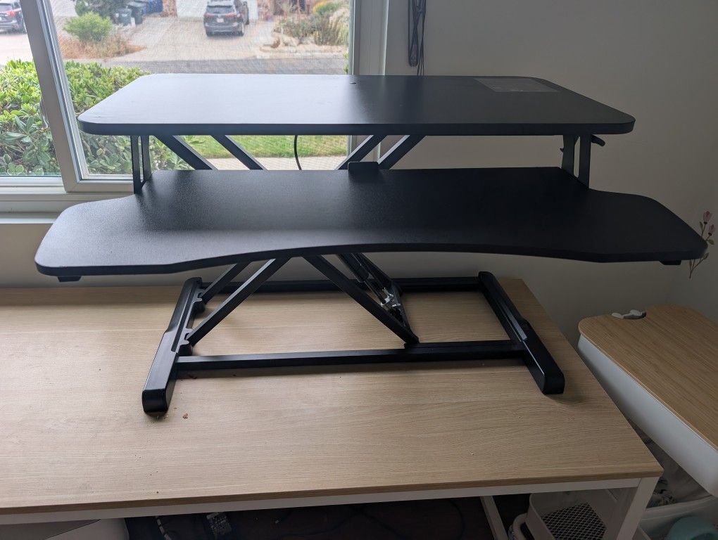 Like New VIVO Pneumatic Standing Desk Converter – $25 (Black, Retails $120+)