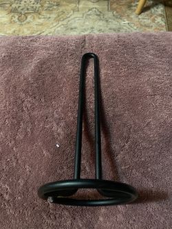 Paper towel holder