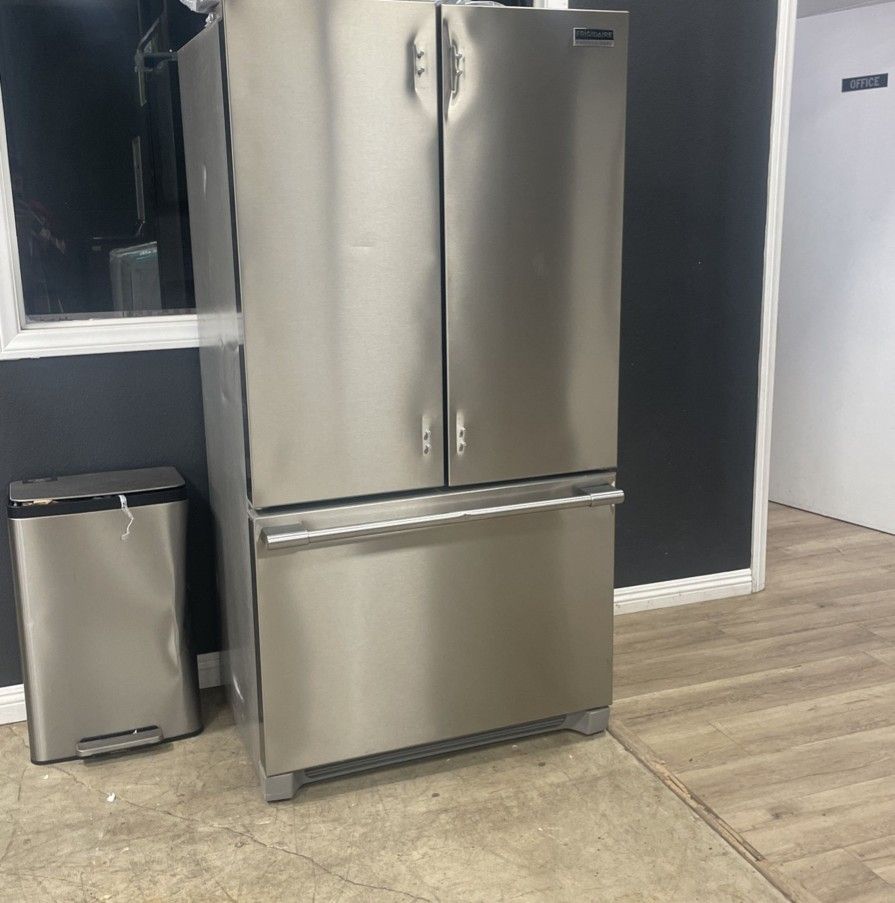 Frigidaire professional refrigerator stainless steel for Sale in