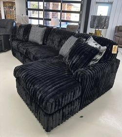 Brand New Midnight Madness Sectional With Chaise 