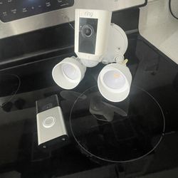 Ring Floodlight Can And Doorbell Camera