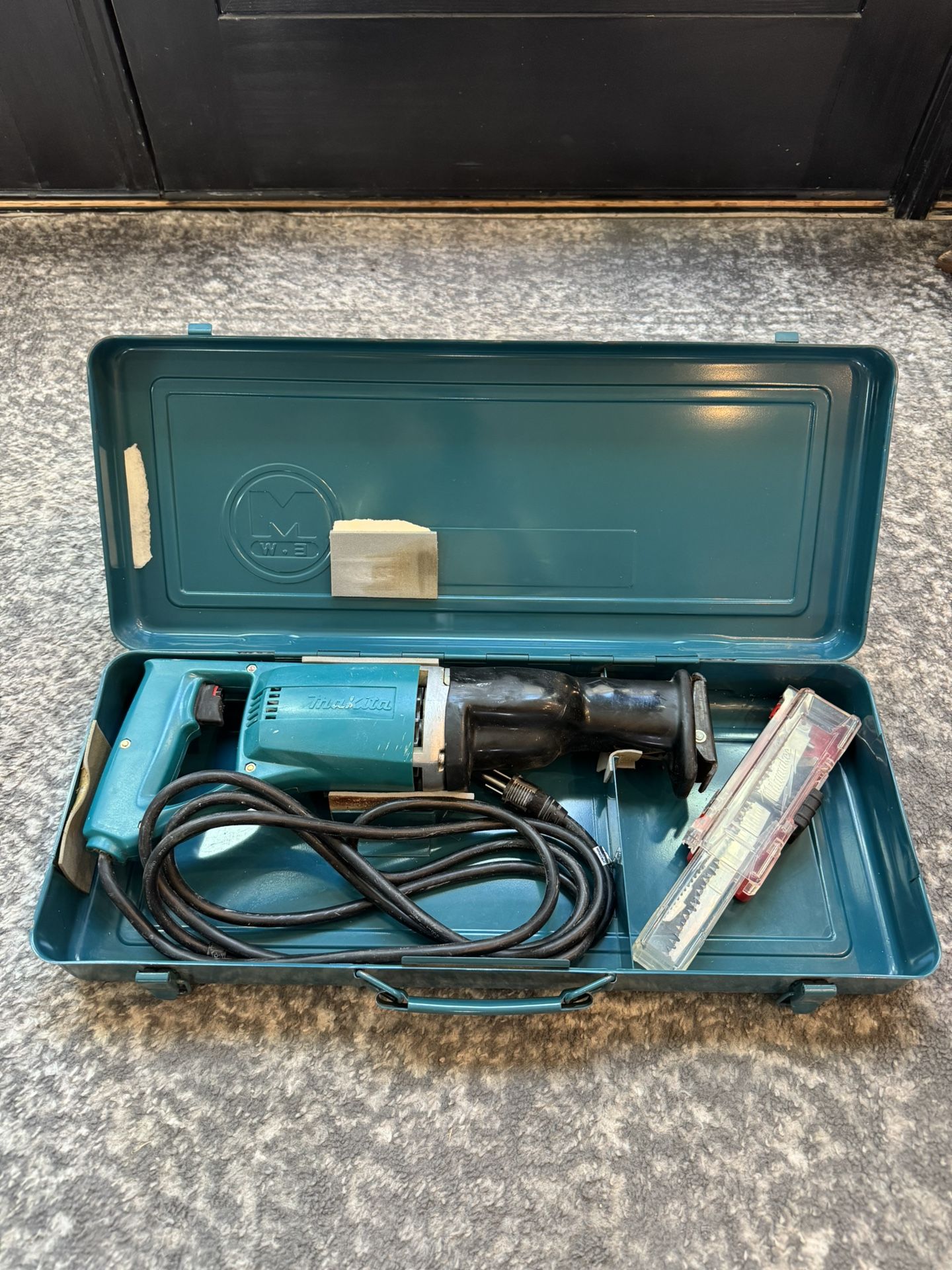Makita JR3000V Corded Reciprocating Saw