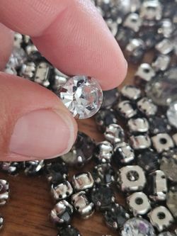 Lot loos diamond jewelry costume.