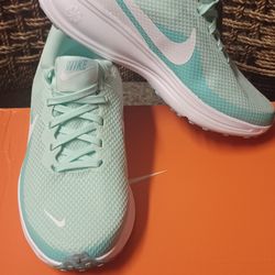 Women Nike Revolution Size 6.5 Lime Green 