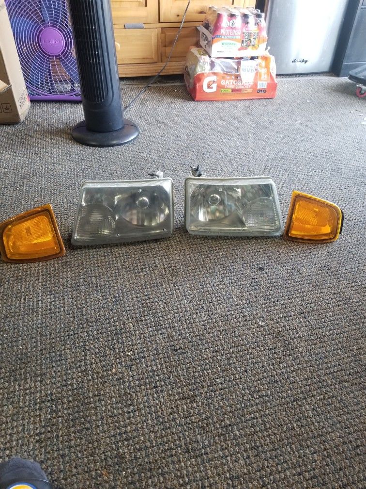 Headlights For 2002 To 2008 Ford Ranger