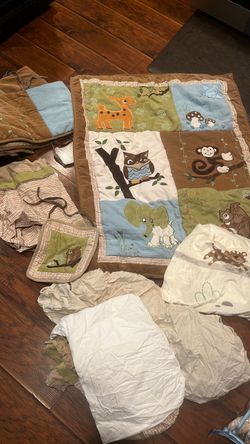 Crib set