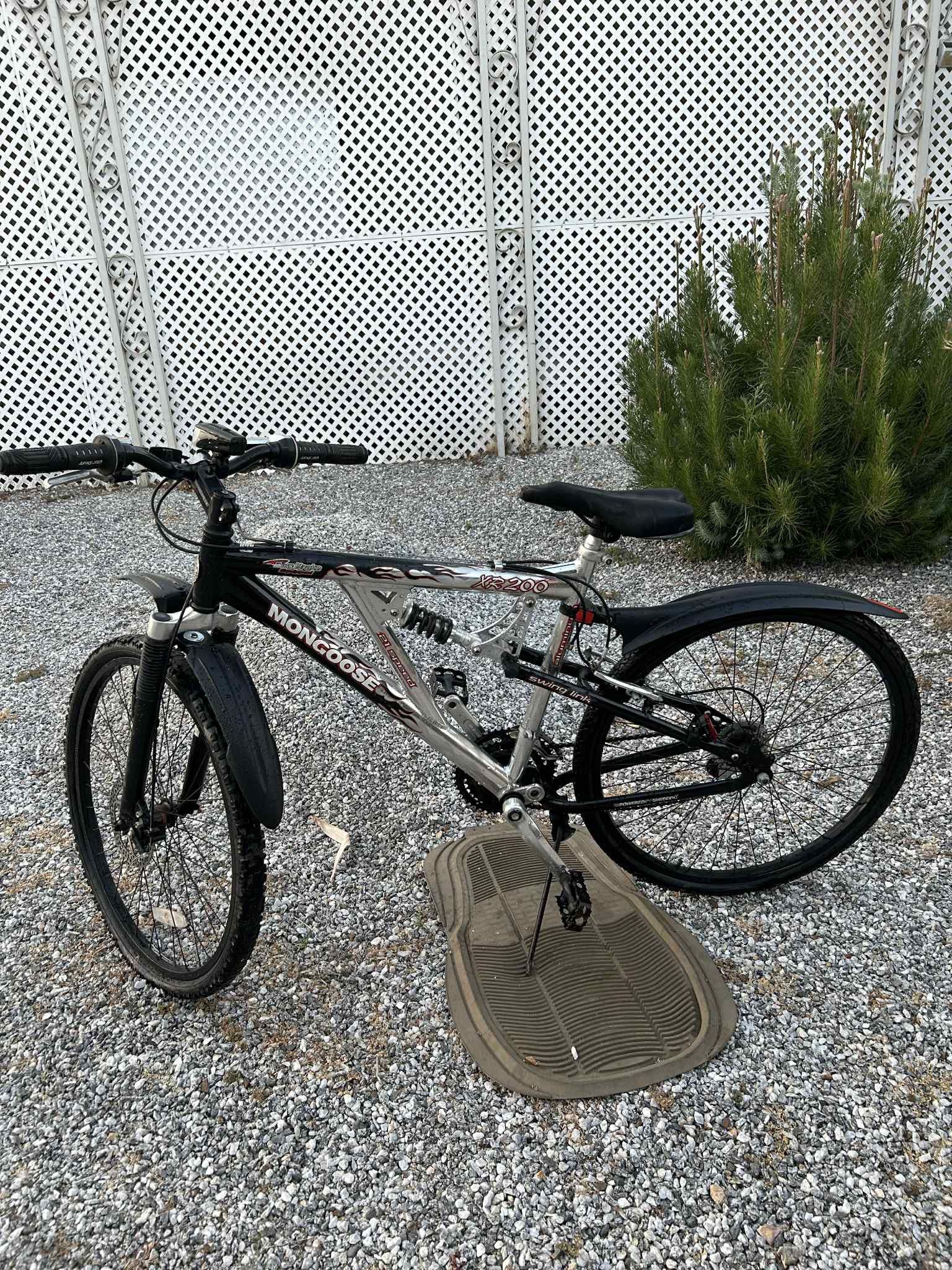 Mongoose XR 2000