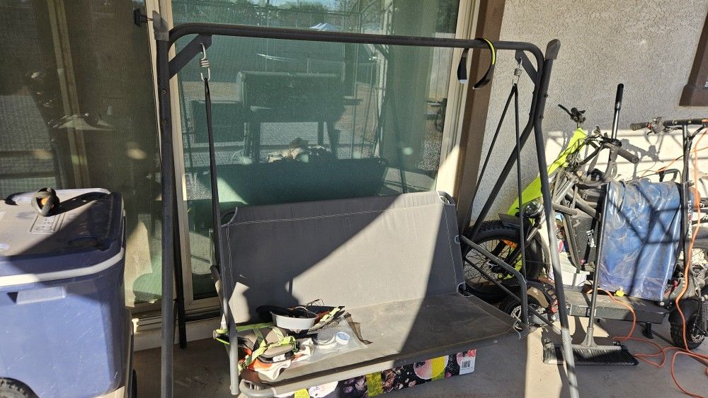 Swing FREE FREE FREE