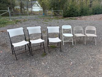 6 Folding Chairs – Lifetime & Metal Chairs – Good Condition
