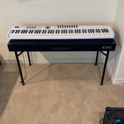 Key lab Essential 88 Keyboard