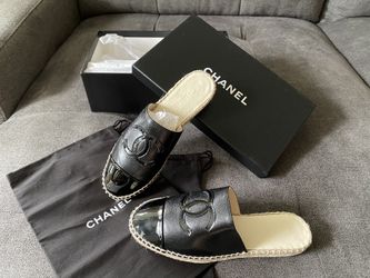 New Authentic CHANEL Black Patent CC Backless Double Sole Espadrille Slide Mule Flat 37