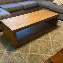 Pottery Barn Folsom Coffee table