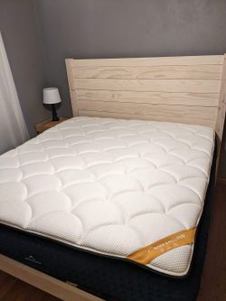 California King Dreamcloud Premier Rest Memory Foam Mattress - Like New