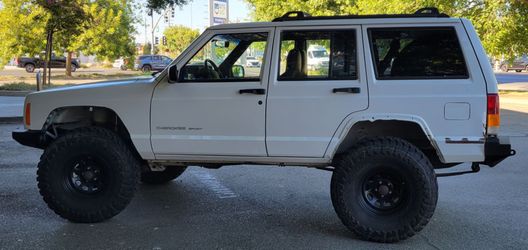 1999 Jeep Cherokee