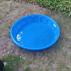 PLASTIC POOL FOR SALE