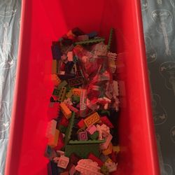 Zuru Max Build More Storage Box – Complete Set – $30