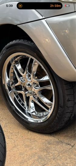 20inc chromes tires 75% tread