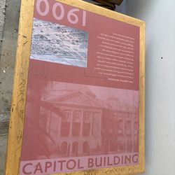 METROCENTER FOOD COURT TABLE
