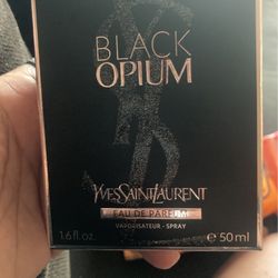 Perfume for A Women  smell Good And Sweet