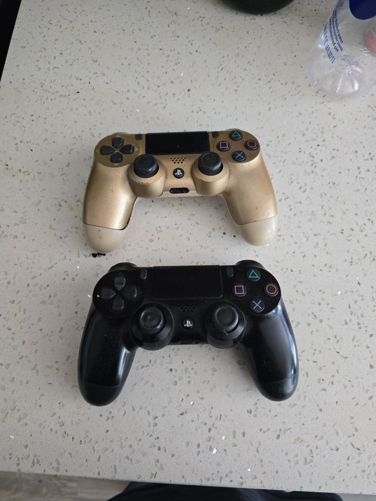 PS4 Remotes (For Parts)
