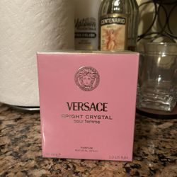 Versace Bright Crystal Eau De Parfum 3.0oz/90mL
