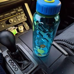 Botellas Para Agua Y Refrescos. $2. Each 