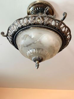 Light fixtures