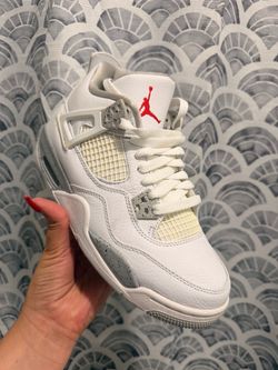 Jordan 4’s white Oreo