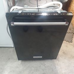  kitchen aid black stainless like new works perfect