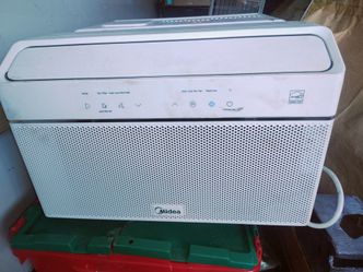 Medea window a/c