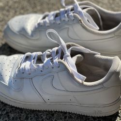 Nike Men’s Air Force One Shoes White Size 9 1/2