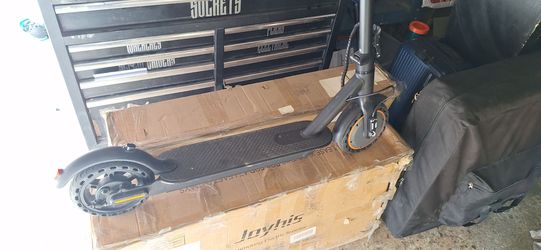 Electric scooter foldable