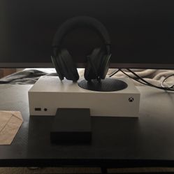 Xbox Series S 4 Tb Expansion Card Wireless Headset 
