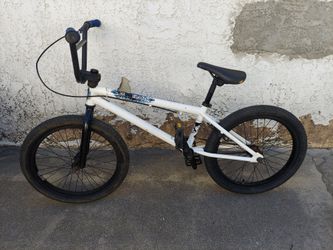 Haro X1 F3 2010 BMX Freestyle Bike 20" wheels