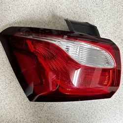 Chevy Equinox Tail Light 