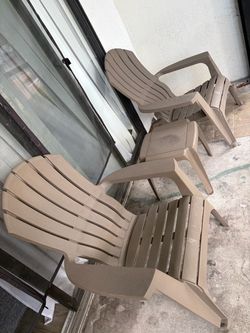 Outdoor Table & Chairs Set