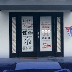 🔥 Negocio en Venta — Perfumería en Armenia Ave — Lista para Facturar🔥 Business for Sale — Perfume.