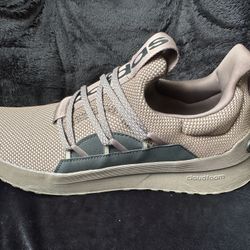 Mens Adidas Shoe/ New With Box