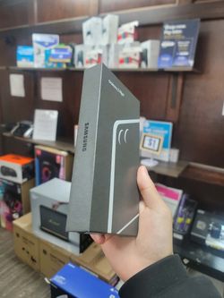 Galaxy Z Flip 7 6.9” | $5 Down | Payment plan available
