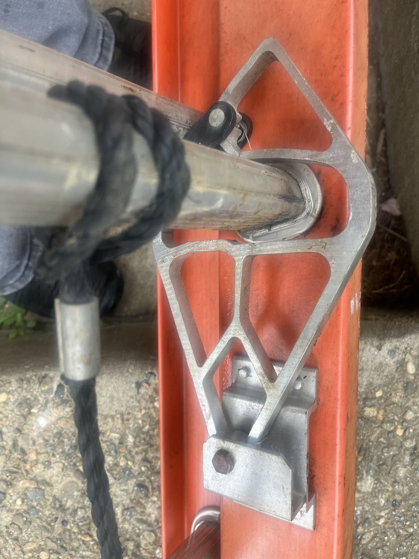 Louisville 16 FT. Fiver Extension Ladder