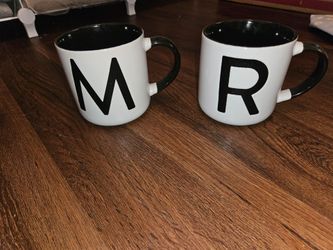 Initial Cups