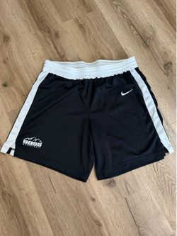 Nike black basketball shorts #basketball #athletic  tagged youth L, can fit mens small