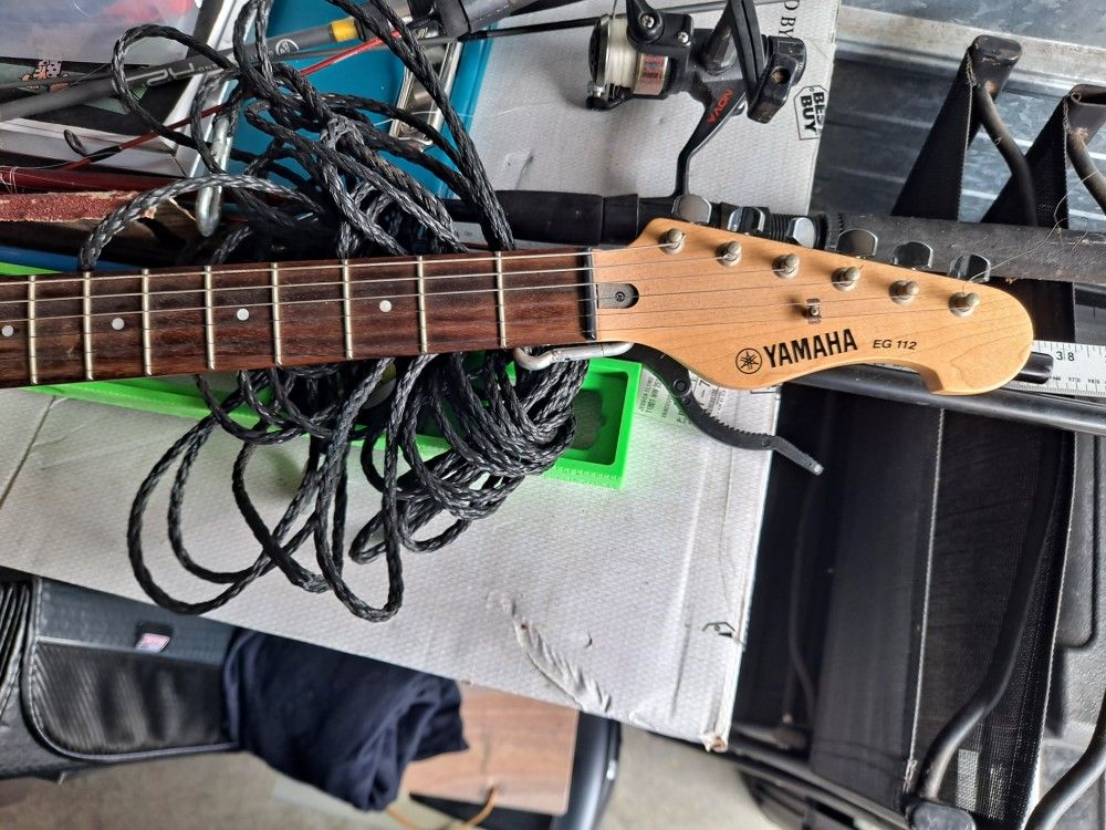 Yamaha Eg112 Electric Guitar