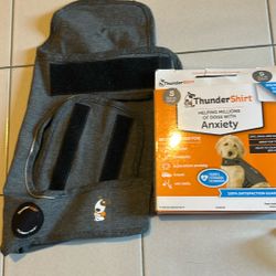 Thunder Shirt Size Small For Dogs