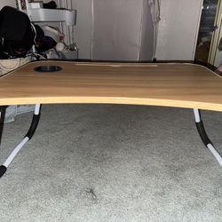 Lap desk