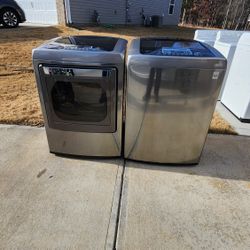 LG Washer And Dryer Set