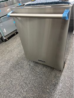 Viking Stainless Steel 24” Wide Built In Dishwasher